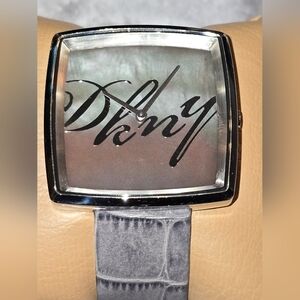 Rare DKNY Mother of‎ Pearl Watch with Gray Embossed Leather Band NY4242
